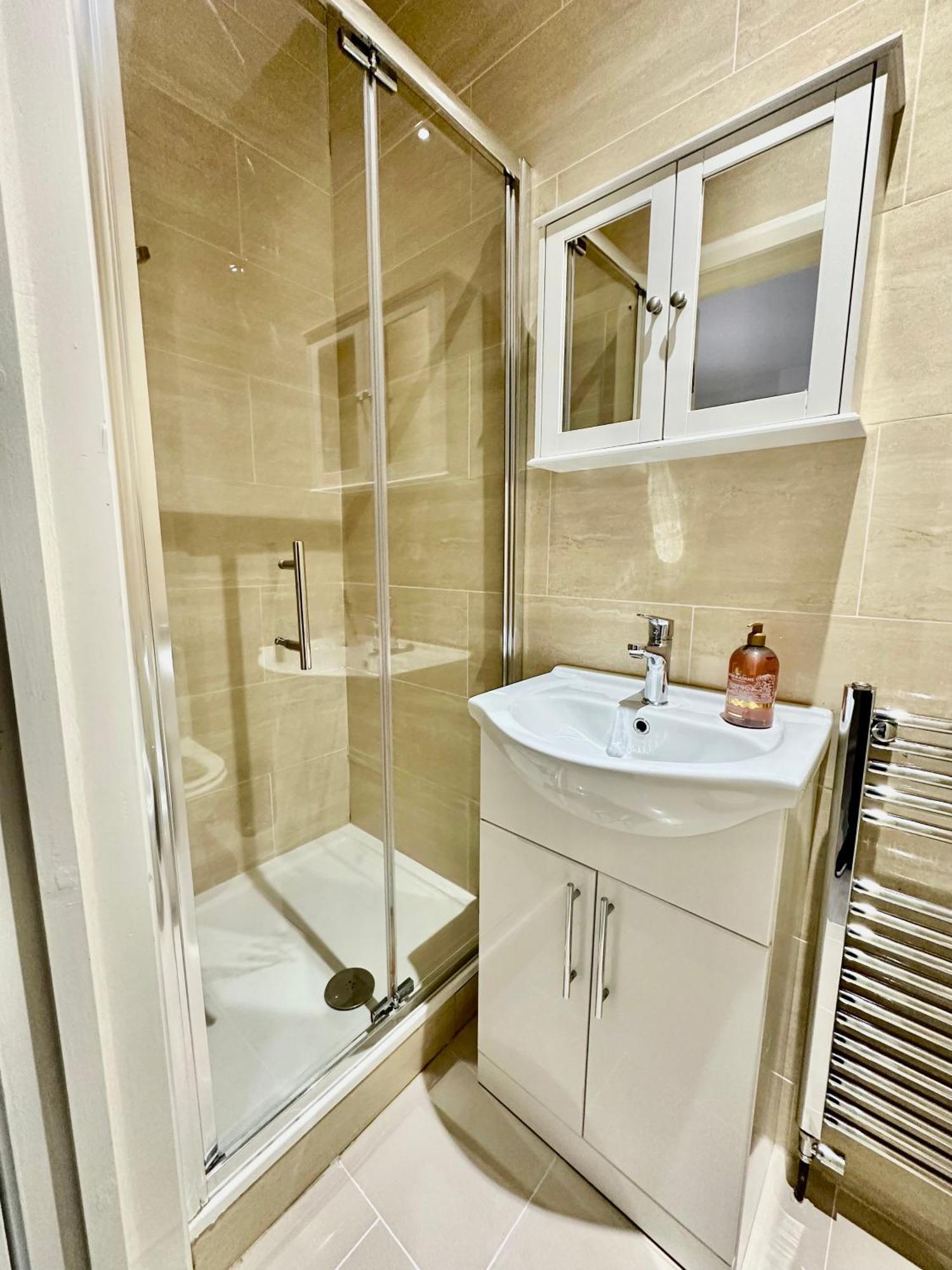 Deluxe Double Room with Extra Bed